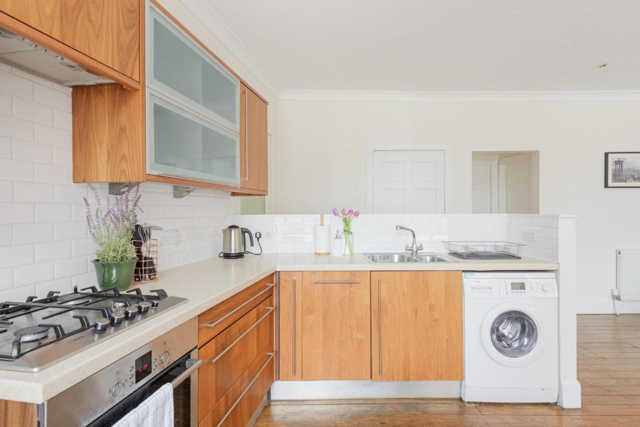 The West Bow Apartment エディンバラ エクステリア 写真
